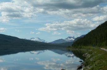 Schweden - Landschaft mit See